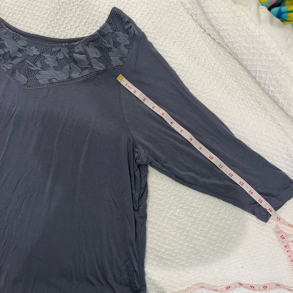 LANE BRYANT women’s Gray Floral Crochet collar Size 14/16 Casual Wear - Picture 6 of 8